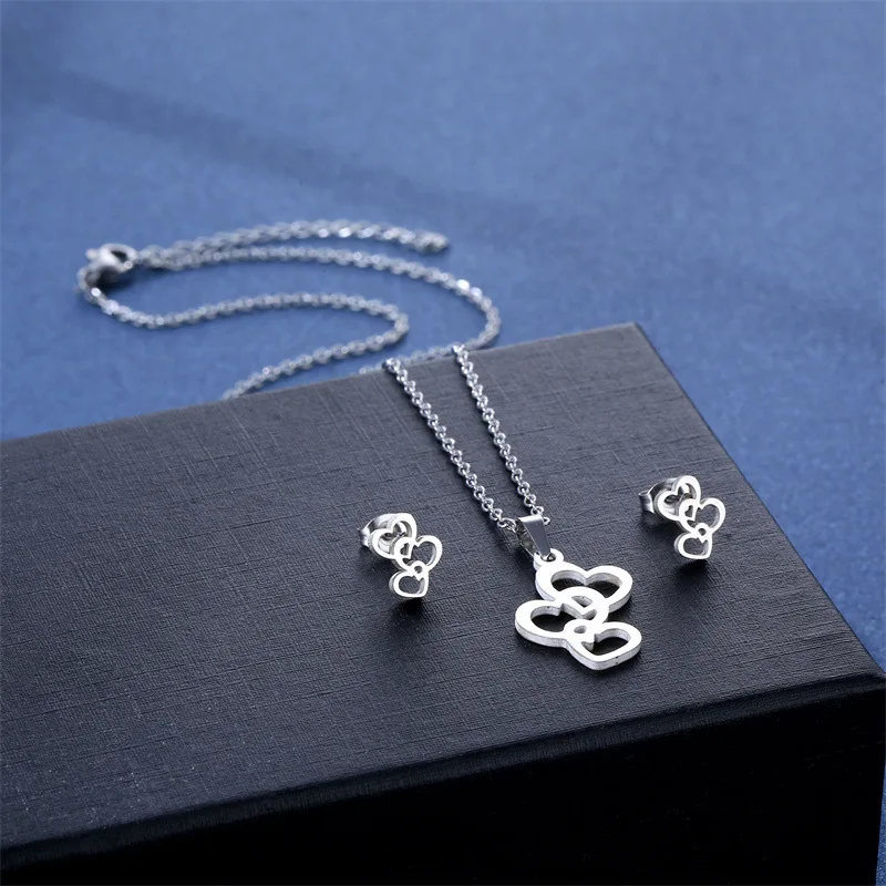 NEW Stainless Steel Necklaces earrings set Light Luxury Heart Pendant Charm Korean Fashion Necklace For Women Jewelry Gift TZ133