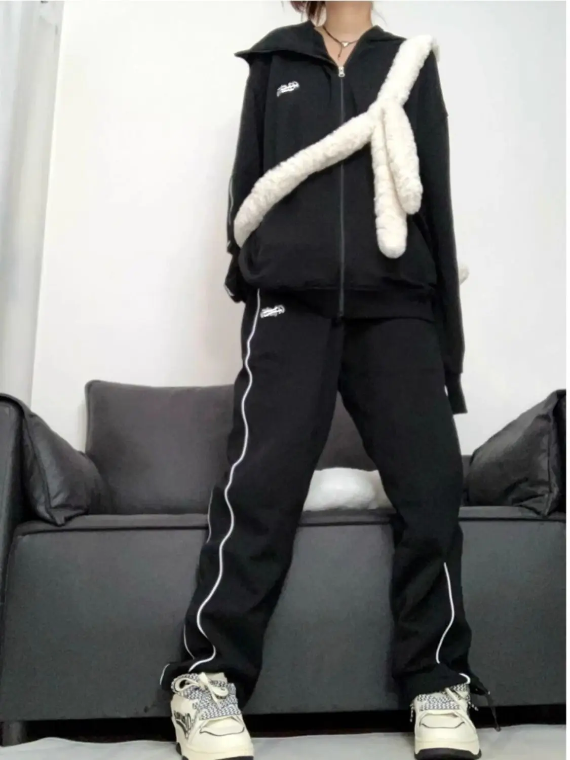 

Black Loose Sportswear Set Spring Autumn New Stripe Zip Up Hoodie + Straight-leg Pants Korean Fashion Casual 2 Pcs Sets Suits