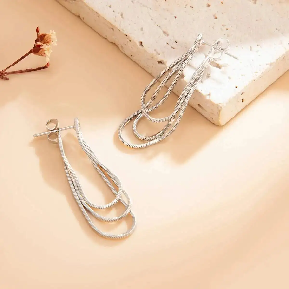 KunJoe 2026 New Fashion Luxury Metal Tassel Snake Chain Stud Earring Women 2026 New Elegant Piercing Ear Daily Wear Jewelry Gift - view 6