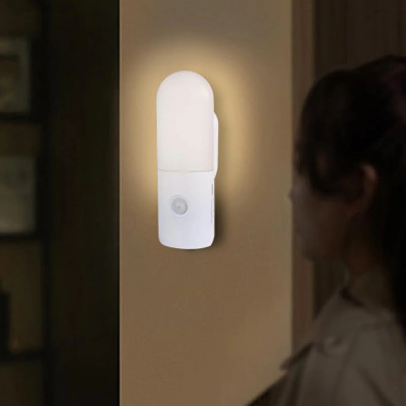 LED Motion Activated Cabinet Light Versatile Placement Battery Operated Shower Lamp Minimalist Wood Design for Home Decor Accent