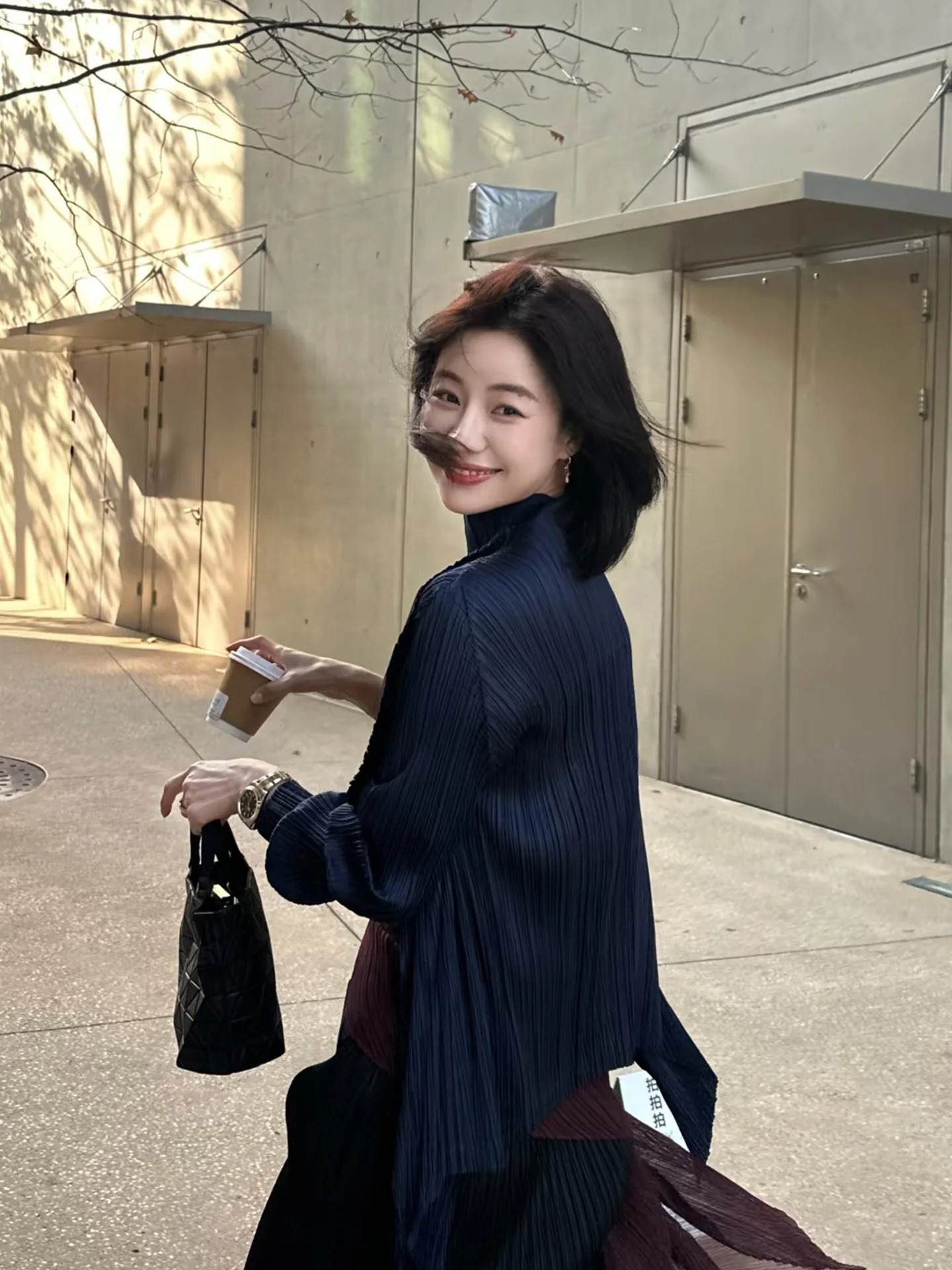 Retro Women's Folded Cardigan Set Autumn Winter Elegant High-End Small Design Unique Style Casual Fashion Polyester Fiber