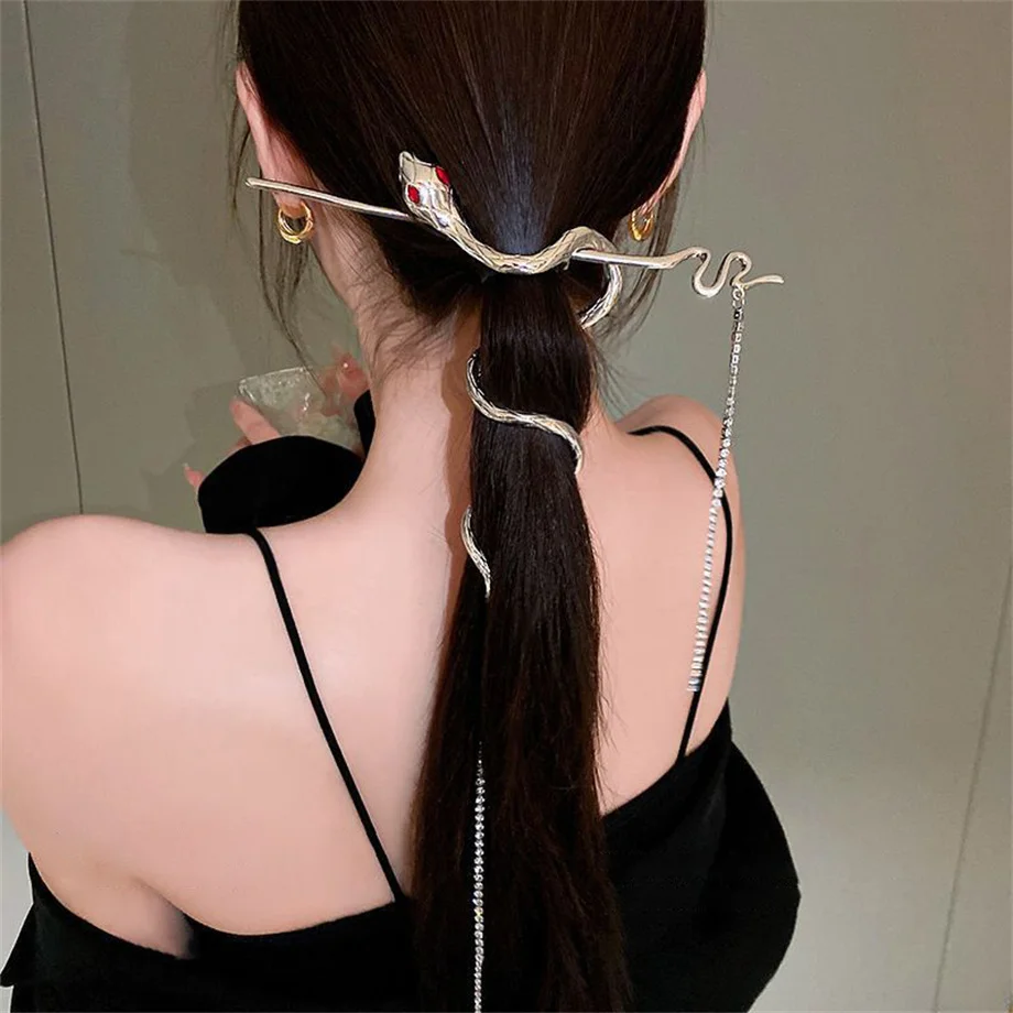 

Korean Women Rhinestone Hair Stick Snake Hairpin Winding Twine Warp Elegant Long Tassel Snake Hair Punk Style Hair Accessories