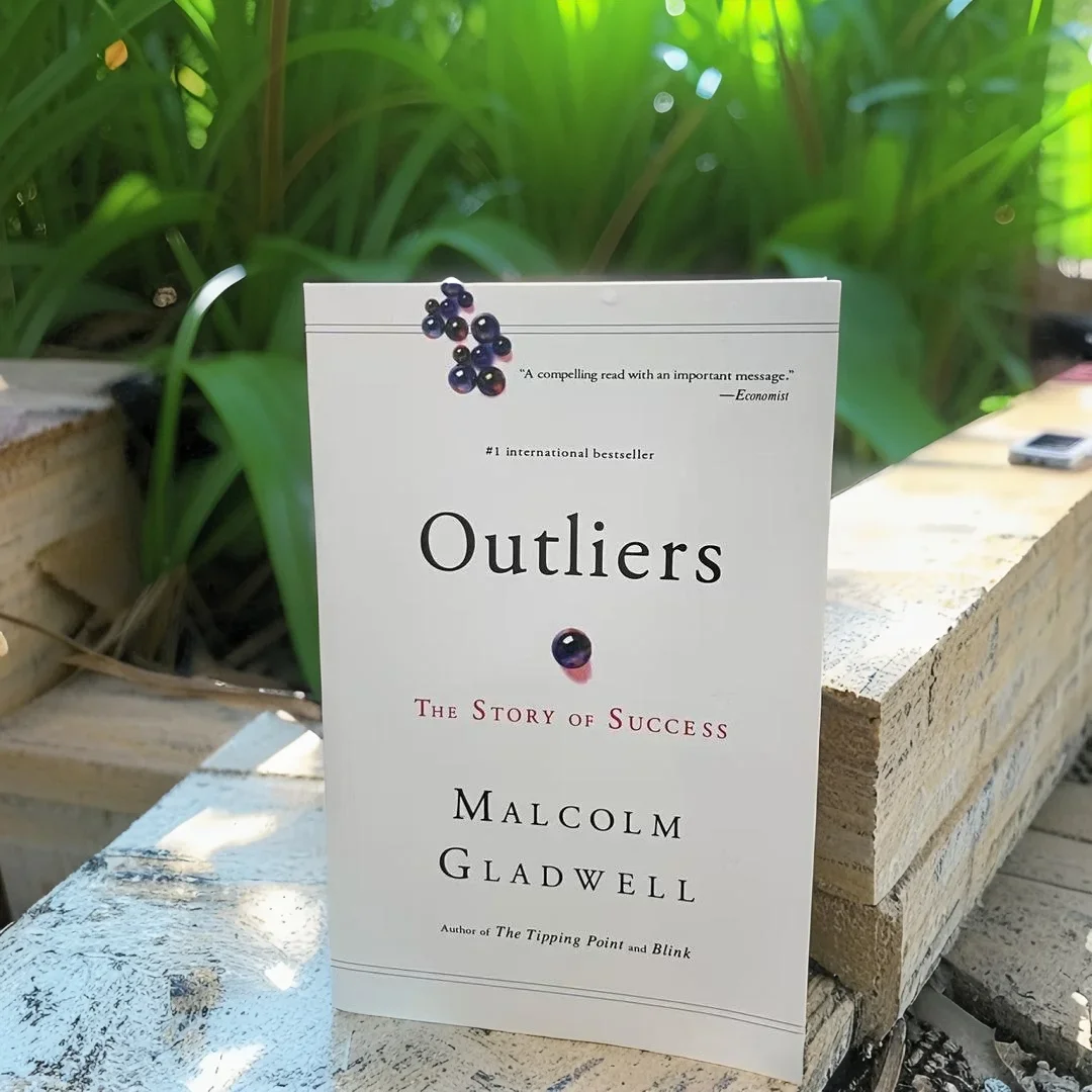 

Outliers: The Story of Success - Malcolm Gladwell's Bestselling Guide to Achieving Extraordinary Success