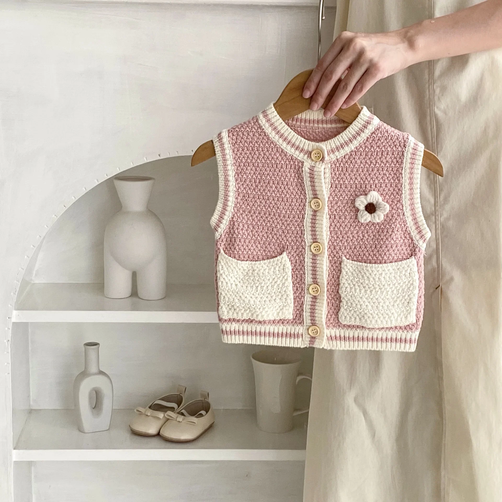 Baby Clothes Girls Sweater Vest 2024 Autumn Boys and Girls Color Pocket Flower Knitted Fashionable Kids Waistcoat Cardigan Coat