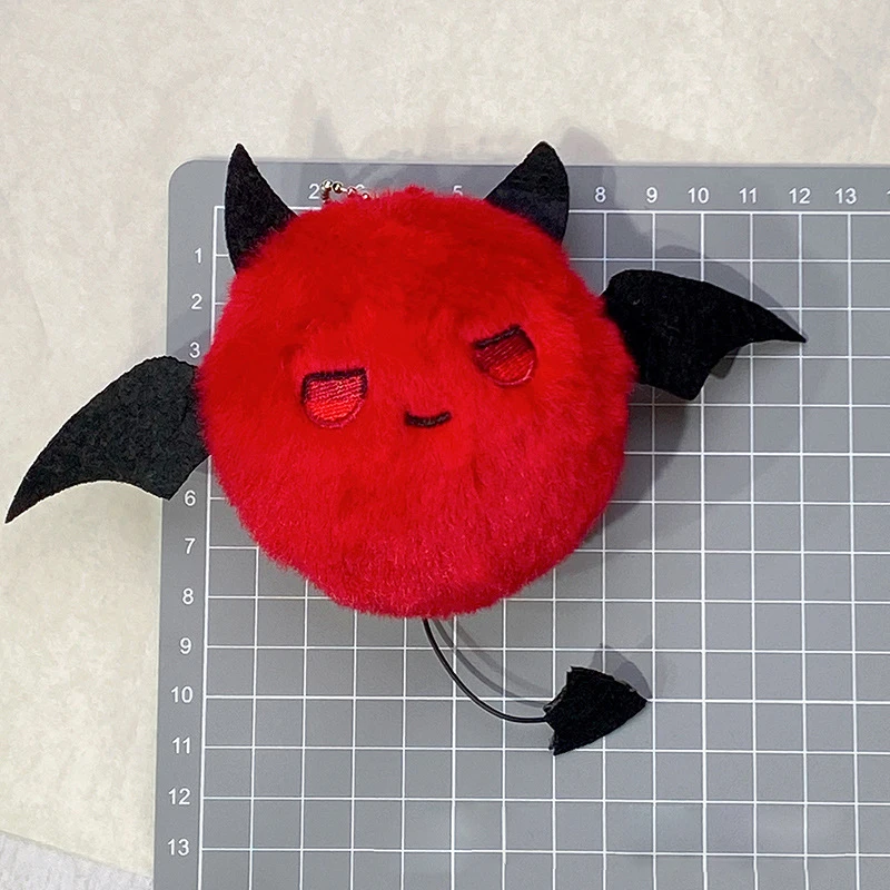 น่ารักอะนิเมะตุ๊กตาปีศาจตุ๊กตาพวงกุญแจปีกค้างคาวจี้ Keyring กระเป๋าเป้สะพายหลังแขวนตกแต่งสาวฮาโลวีนของขวัญวันเกิด