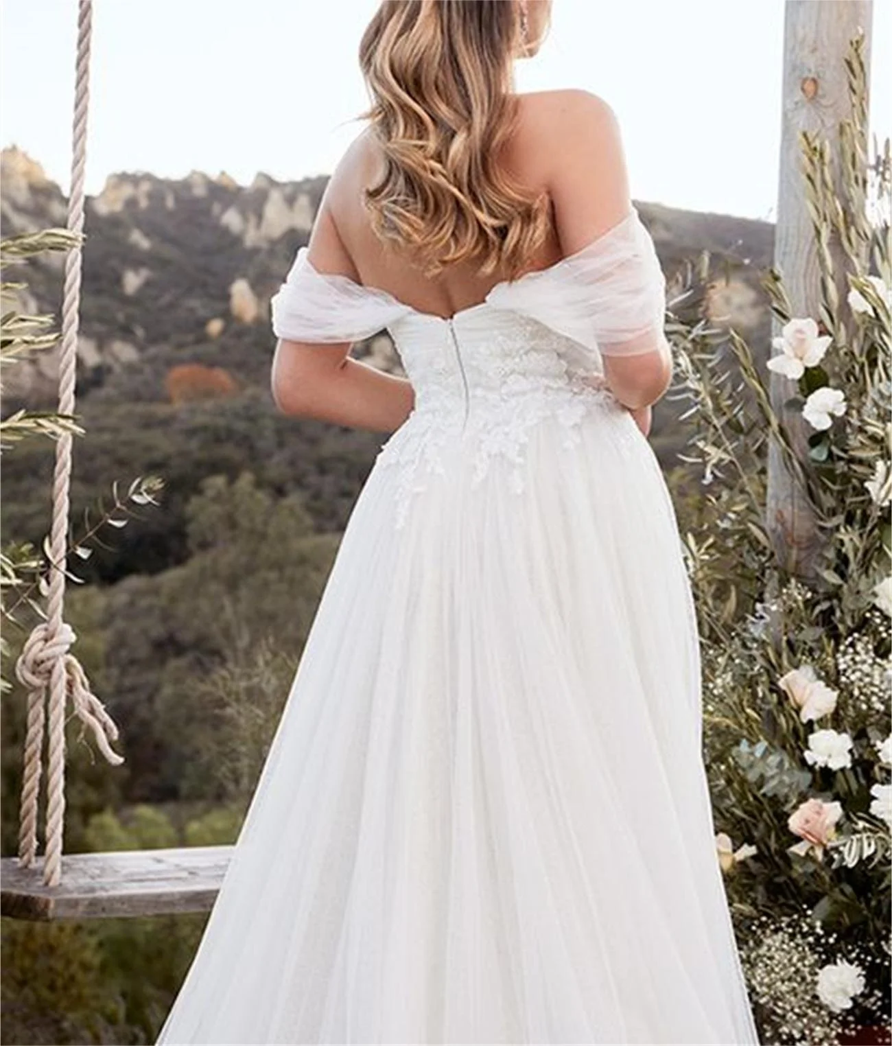 Vestidos de casamento de renda sem costas para mulher, vestido bandeau clássico, split sexy, simples, branco, festa de baile, verão, 2023