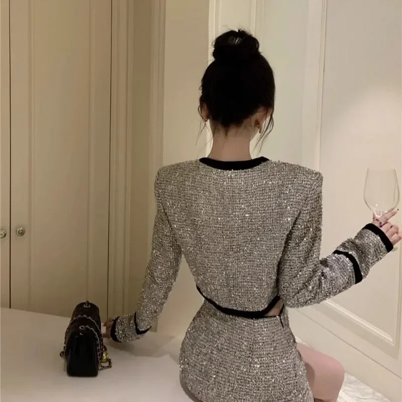 Temperament Celebrity Sequin Coat Hip Wrap Skirt Two-piece Set Women Round Neck Bow Contrast Color Slim Fashion Autumn Lady Suit