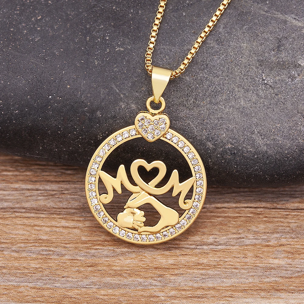 Women's Zircon MOM Heart Shape Necklace, Personalized Gift