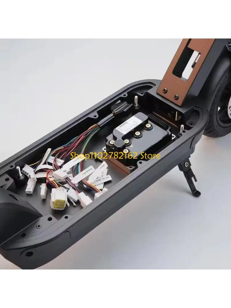 547B High Efficiency 260A Phase Current Sine Waving Motor Speed Controller for E Bikes