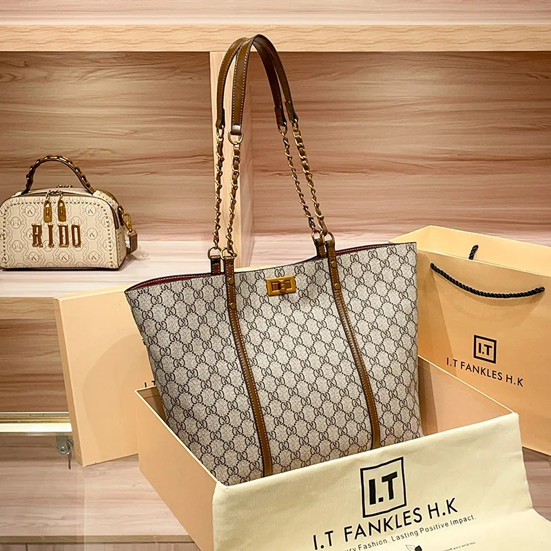 

Luxury Designer Women Leather Tote Bag Elegant Shoulder Handbag Classic Vintage Style Crossbody Bag For Fashionable