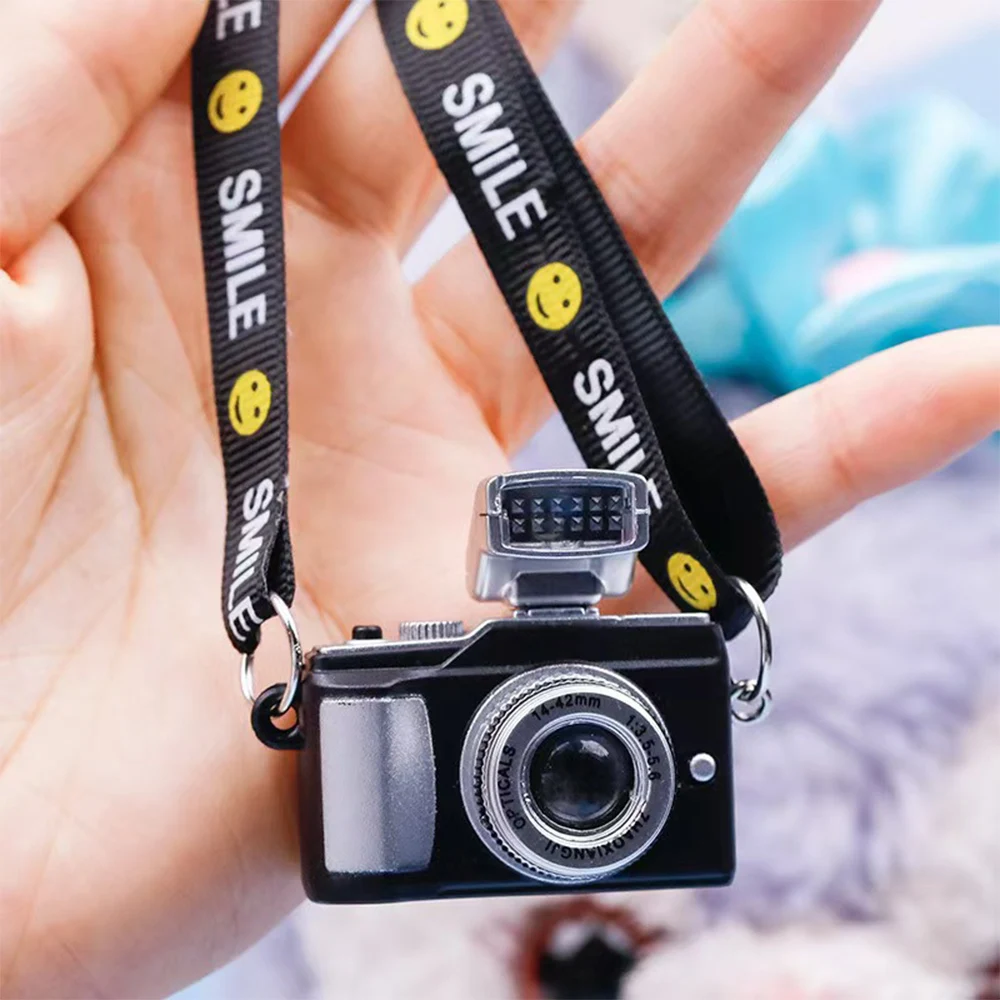

Labubu Exquisite Retro Camera Model Decoration Props Toy House Mini Digital SLR Camera Toy House Decoration DIY Accessories