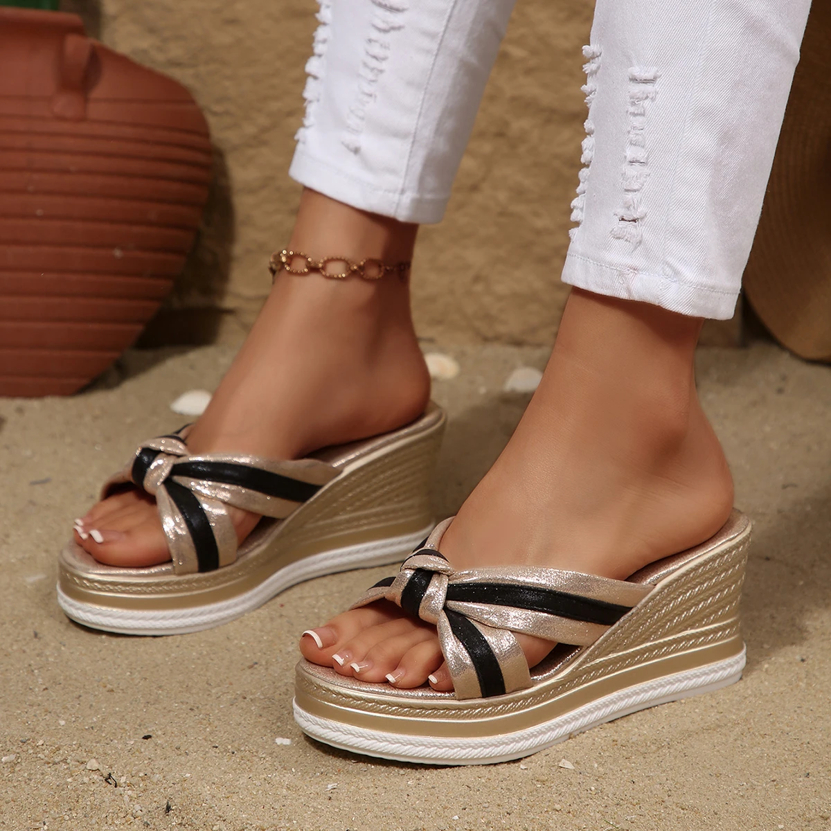 

Women Wedges Sandals Trend Open Toe Women Shoes Luxury Platform Slippers Shiny High Heels Women Beach Shoes Sandalias De Mujer