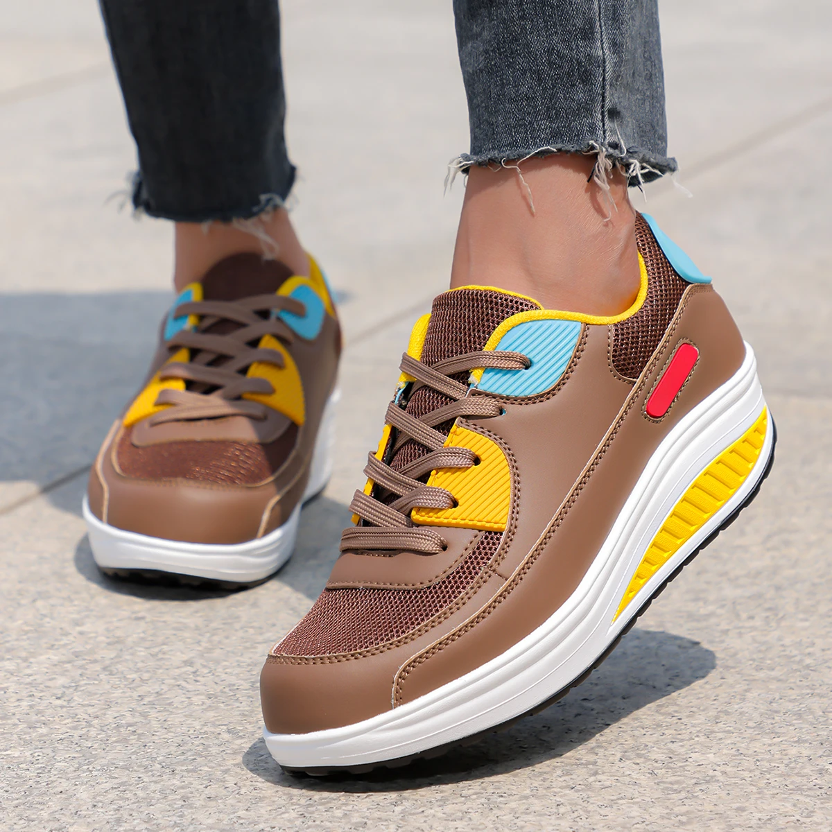 Women Sneakers Shoes Fashion WomenVulcanizedShoes High Quality Flats Shoes WomenWalking Blatform Plus Size 43 Zapatillas Mujer