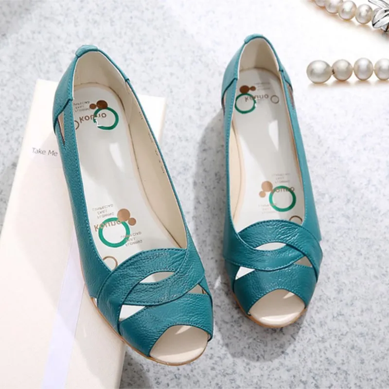 Summer Ladies Fashion Sandals Middle-Aged Soft Leather Fish Head Sandals Large Size Slope Comfortable Woman Shoes 35- 43
