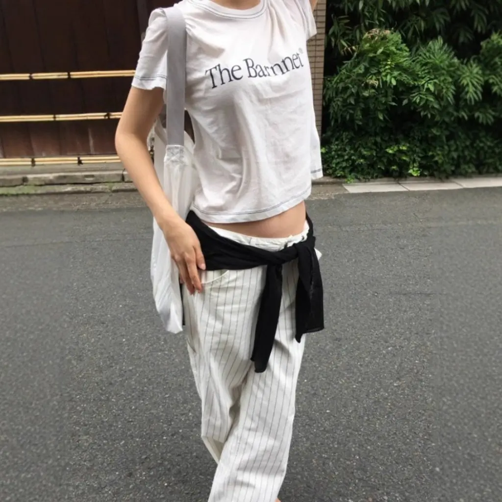 

Корейская женская футболка с буквенным принтом, свободный повседневный топ с круглым вырезом и короткими рукавами, летний топ Barnn * T