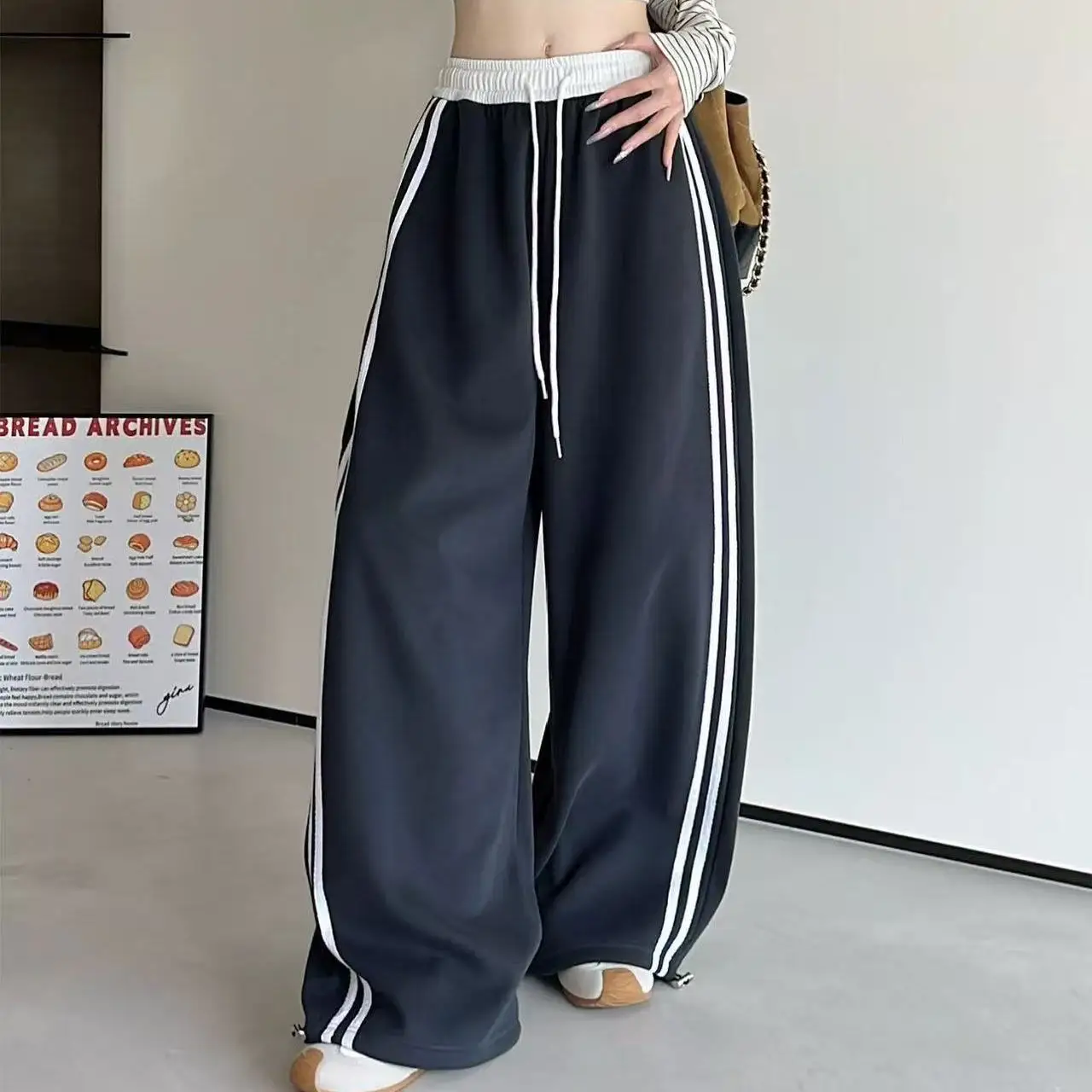 2025 New White Gray Sports Pants for Women's Autumn High Waisted Loose Wide Leg Pants, American Retro Striped Casual Pants