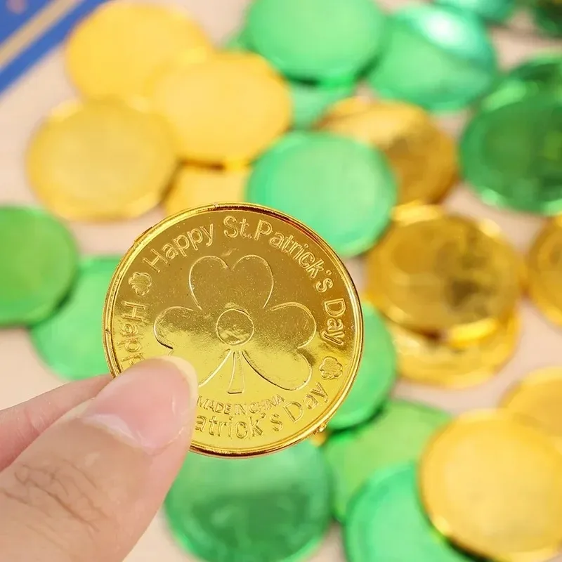 5/100PCS St. Patrick's Day Gold Coins Plastic Green Lucky Shamrock Leprechaun Leaf Prop Coins Gifts Party Decoration Game Chips