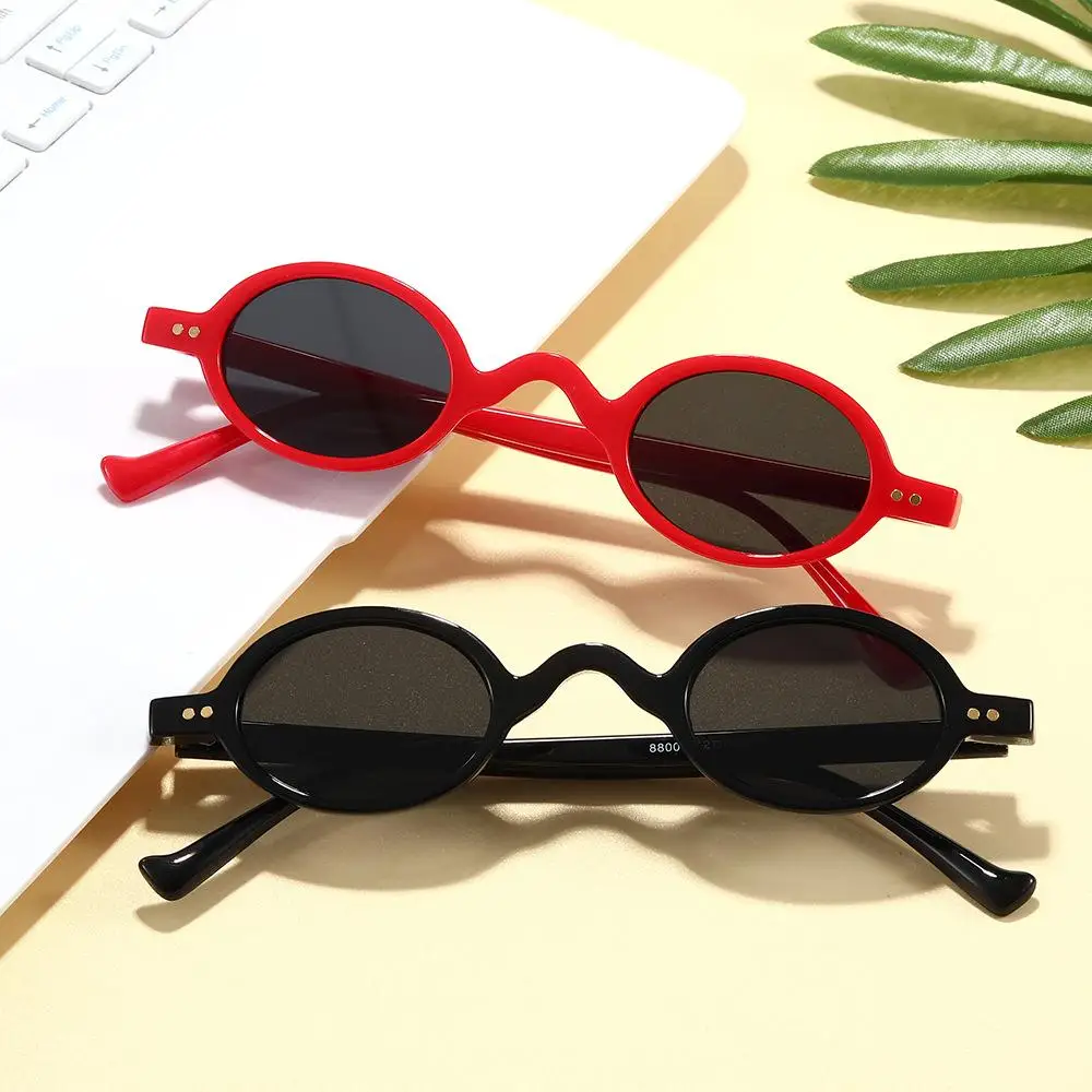 Fashion Small Round Sunglasses Women Vintage Punk Sun Glasses Hip Hop Oval Sunglasses Travel Shades UV400