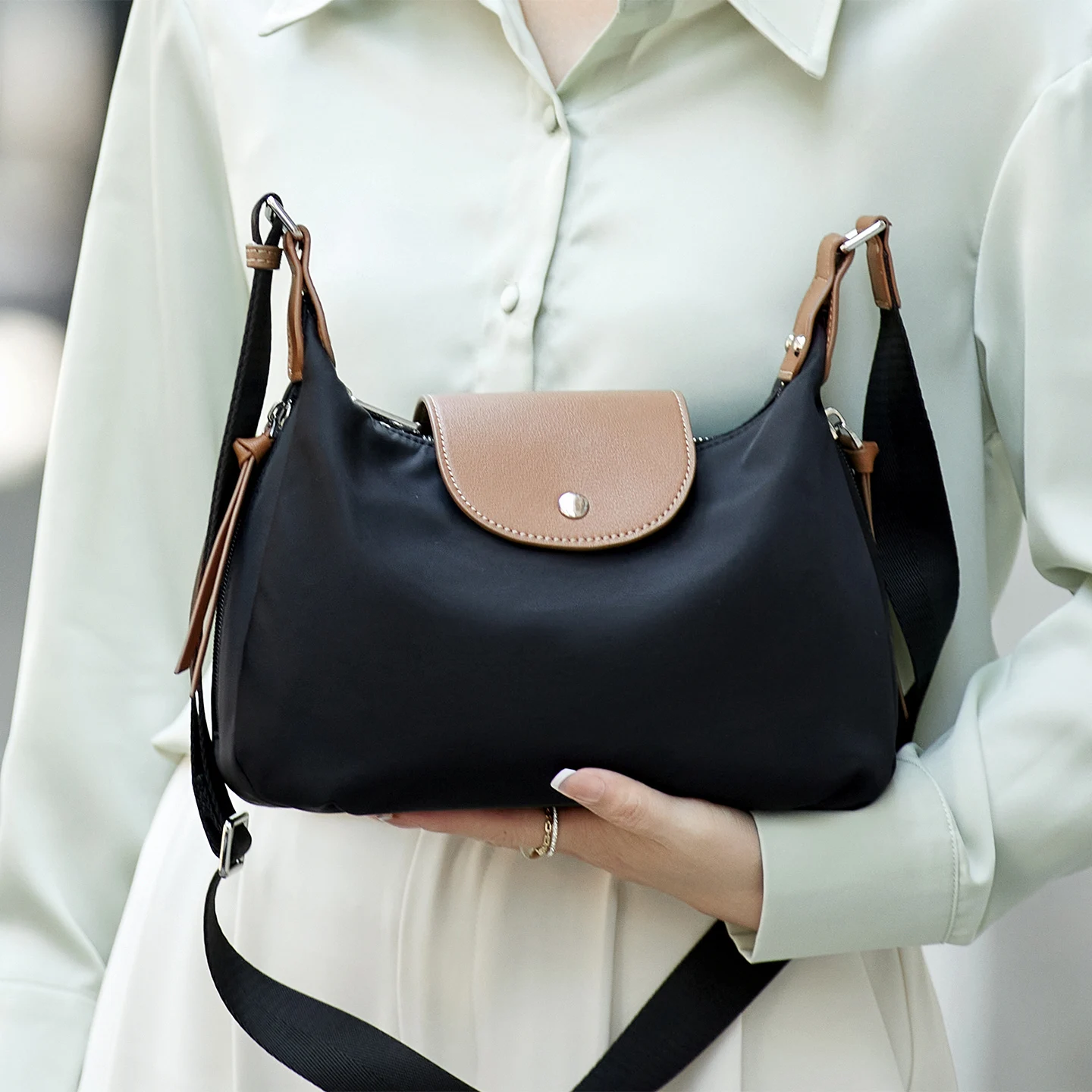 

ZOOLER Summer Hot Oxford Cloth &Light Weight Women Shoulder Bag Classic Crossbody Bag Single Shoulder Bags Nice Purses #JH626