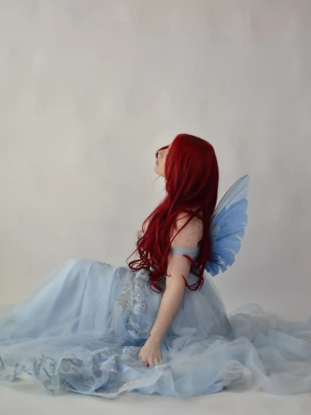 ชุดราตรีหรูหราแบบไร้สายลายดอกไม้สีเขียว-น้ำเงิน ยาวแบบแม็กซี่ สำหรับงานแต่งงาน งานเลี้ยง พรมแดง ฤดูร้อน รุ่นใหม่ปี 2026