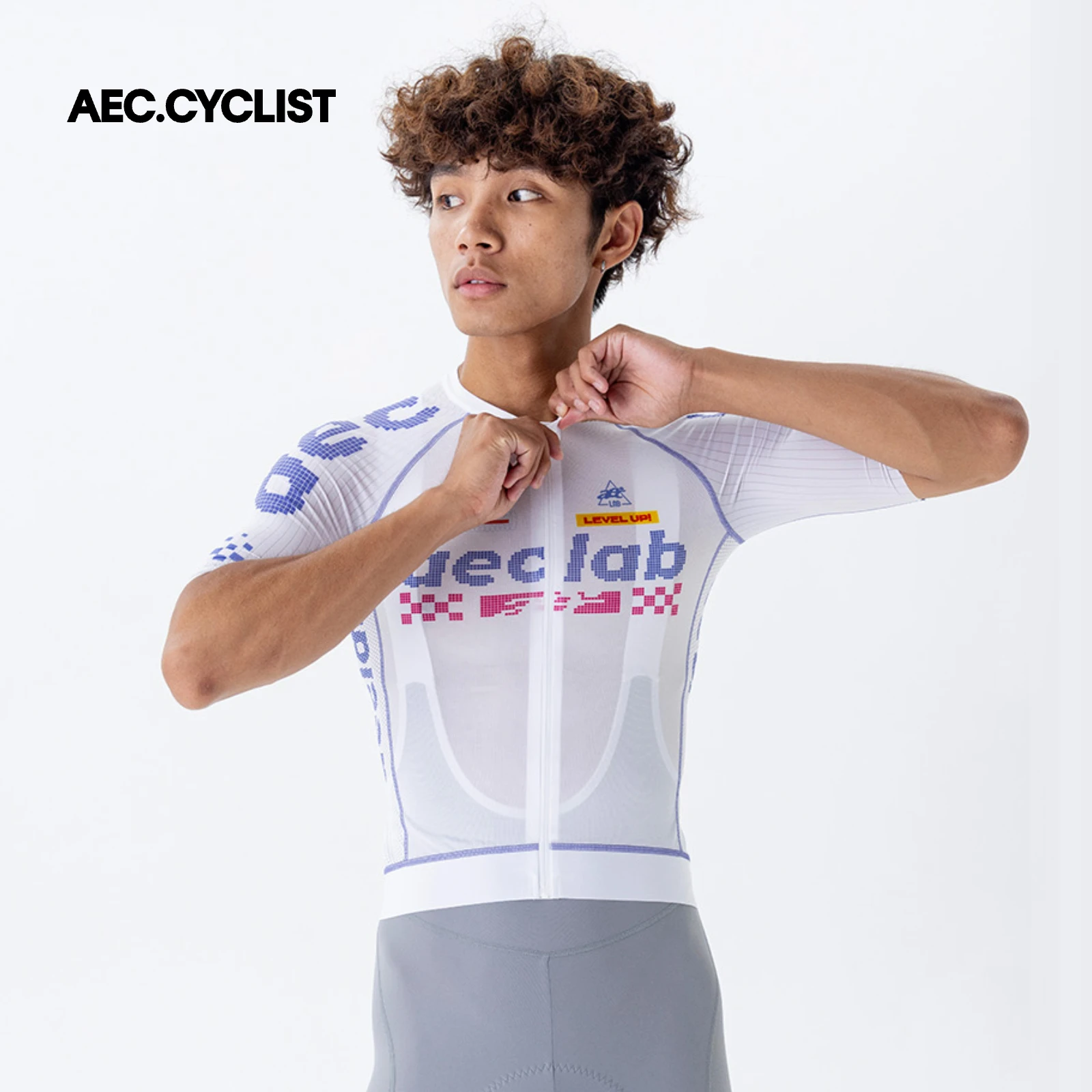 

AEC.CYCLIST Women's Cycling Jersey Summer Short Sleeve Bike Shirts Ultralight Breathable MTB Clothing Road Bike Jersey