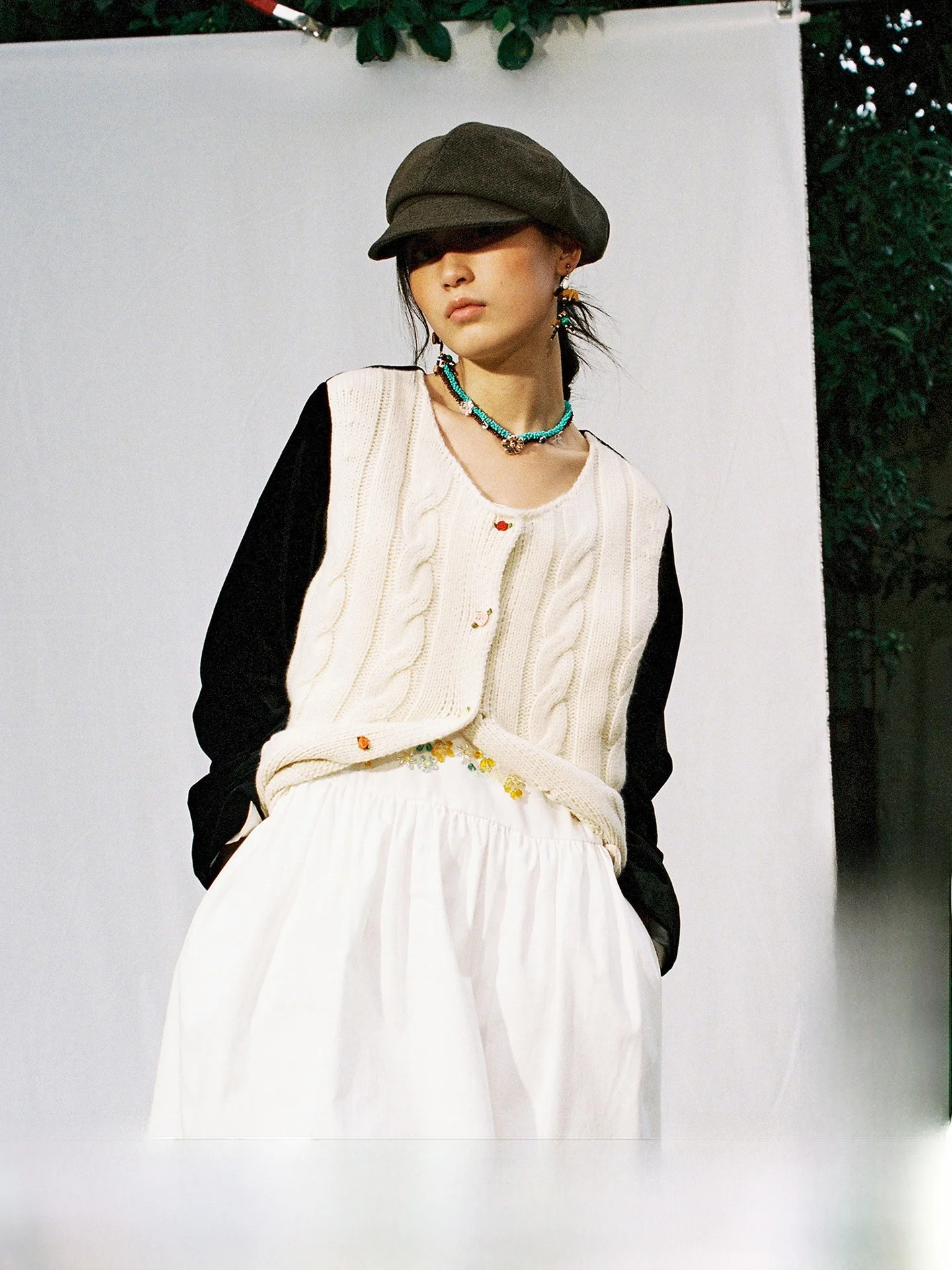 

Женский вязаный кардиган из бархата с пэчворком, зимняя верхняя одежда с пуговицами и мелким цветочным узором, повседневное комфортное пальто свободного кроя