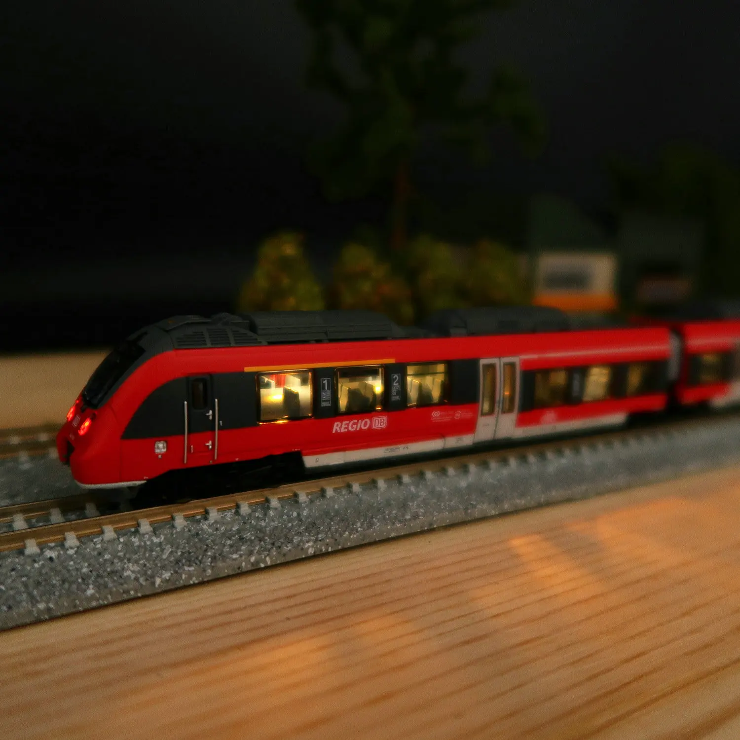 PIKO Train Model N Type 1/160 40208 DB Modern TALENT Intercity Train Three-section Set with Lights Rail Car Toy Boy Gifts