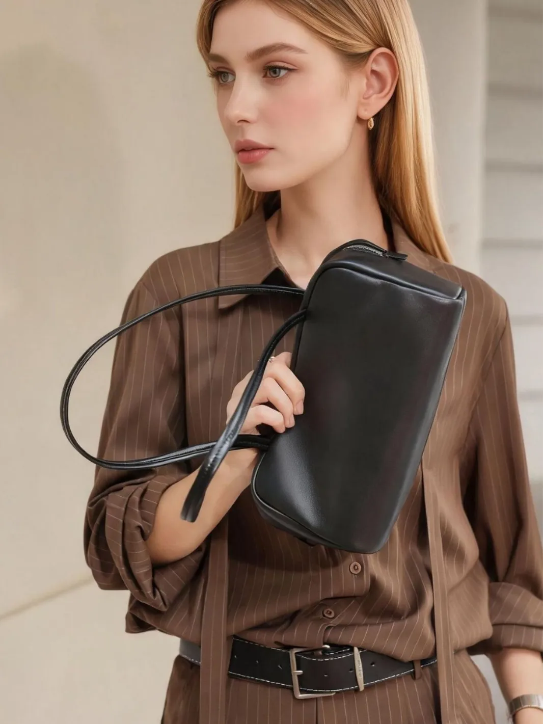 Korean-style Top-grain Lambskin Bowling Bag Fashion Women's Genuine Leather Commuter Bag Minimalist Shoulder Bag Or Underarm Bag