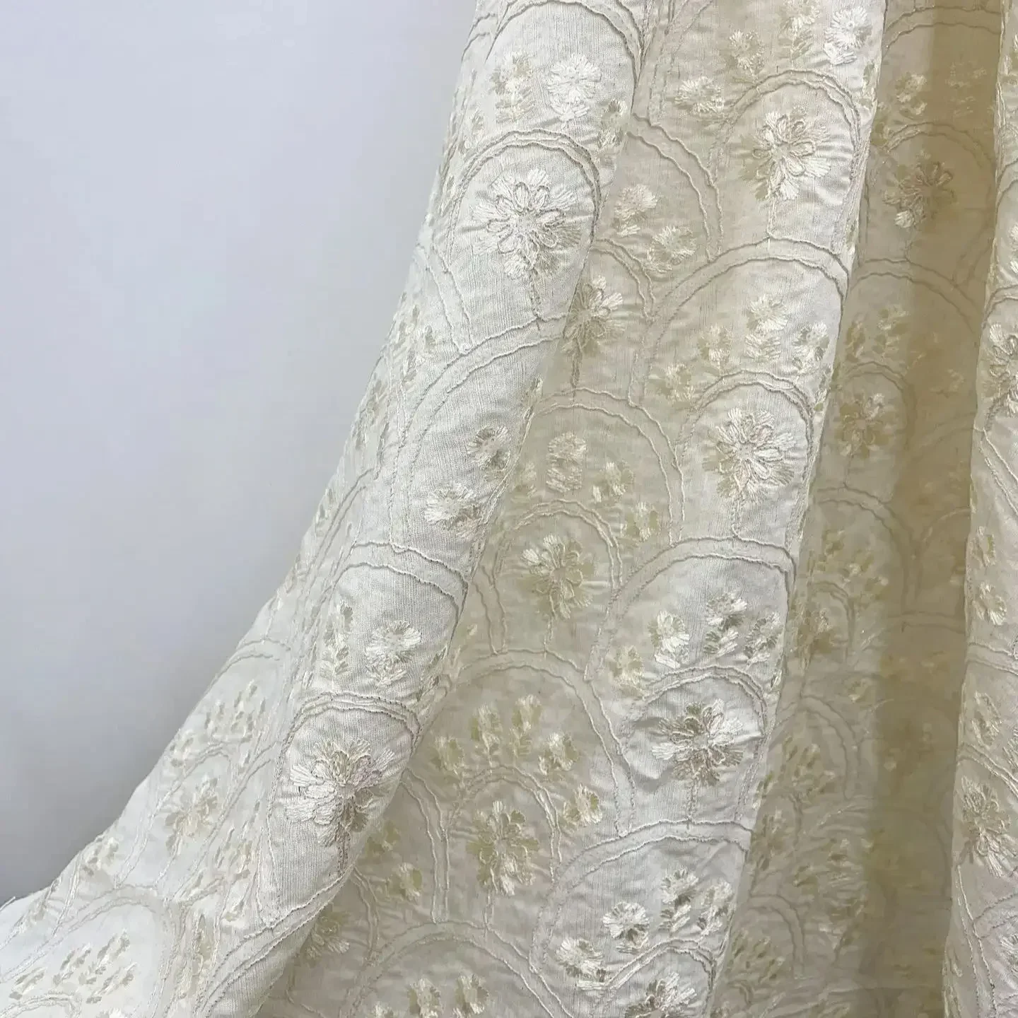 Luxurious Linen Embroidered Tencel Blend Transparent Sequin Elegant Retro Embroidered Skirt Clothing Fabric