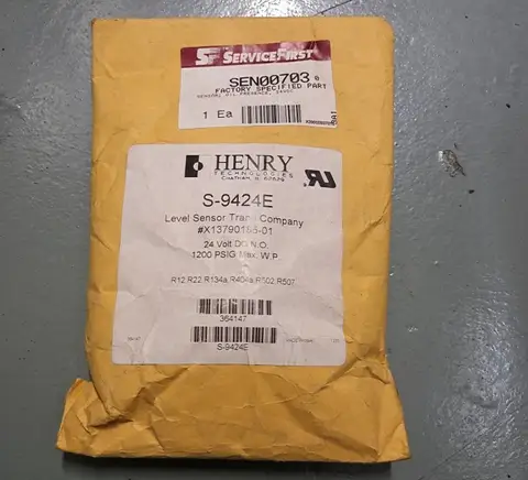 New SEN00703 X13790185-01 S-9424E Oil level switch for Trane Photoelectric sensor