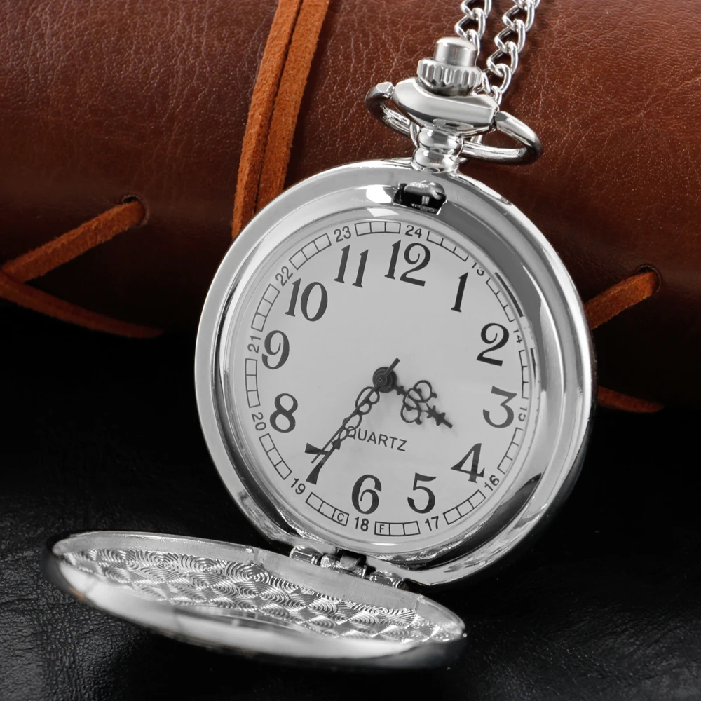 Silver Fashion Pocket Watch Retro Roman Digital Display Quartz Pocket Watch with Chain Men and Women Christmas Birthday Gift