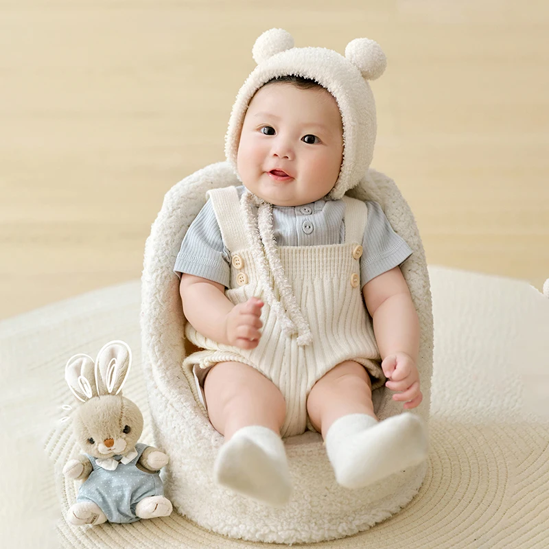 Infant Photography Clothes Cute Bear Hat + Short Sleeves + Knitted Jumpsuit Set Soft Rabbit Doll 100 Days Baby Photoshoot Props