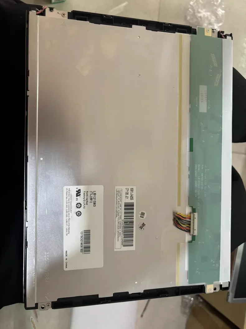 

12.1-inch LB121S03-TL01 Lcd Screen Test normal before sending