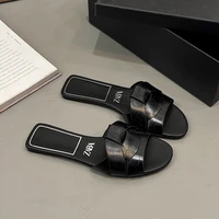 Nouvelles pantoufles d'été de créateur pour femmes, couleur unie, tendance, chaussures pour femmes 3