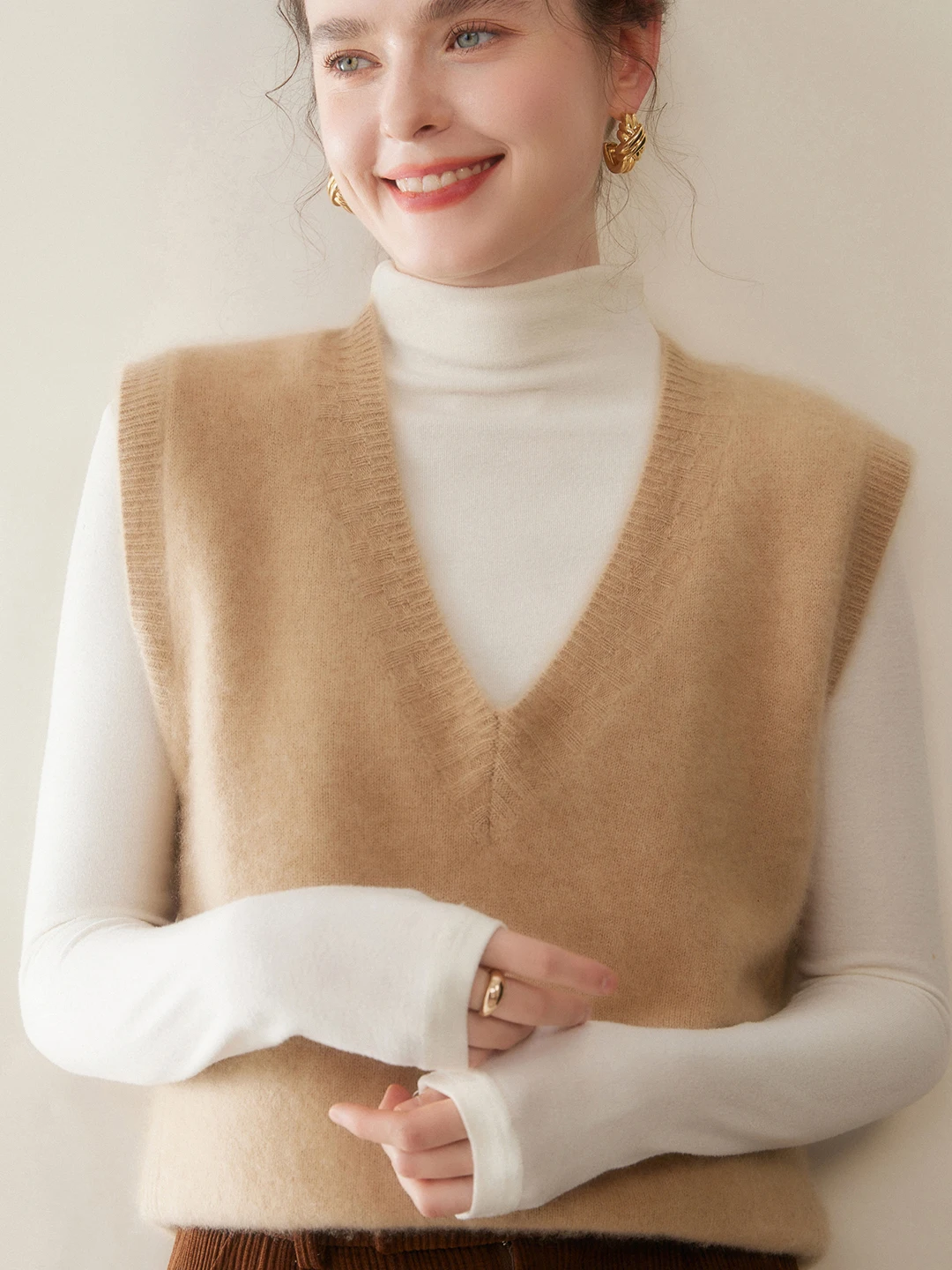 

High-End Thi Camere Vest Women's 00 Pure Camere Sweater V-Ne Layering Versatile Comfortable Soft Knitted Outerwear