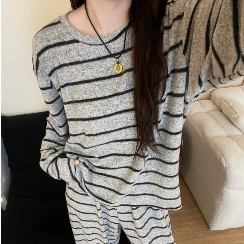 

Женский пижамный комплект, осенне-зимний бархатный флисовый пижамный костюм в полоску, теплая одежда для сна, утепленная ночная рубашка, студенческая домашняя одежда для общежития