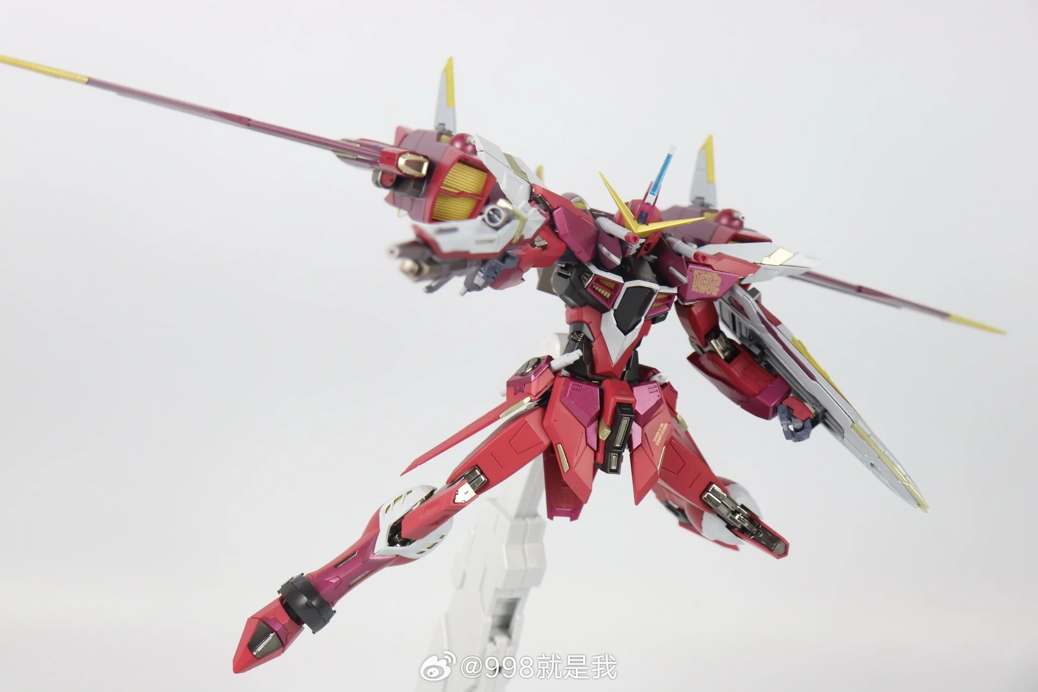 

New Daban 8831 MG 1/100 Assembly Model Kit Justice MB Style Collection Action Figure Plasitc Model Kit Customized Toy Kids Gifts