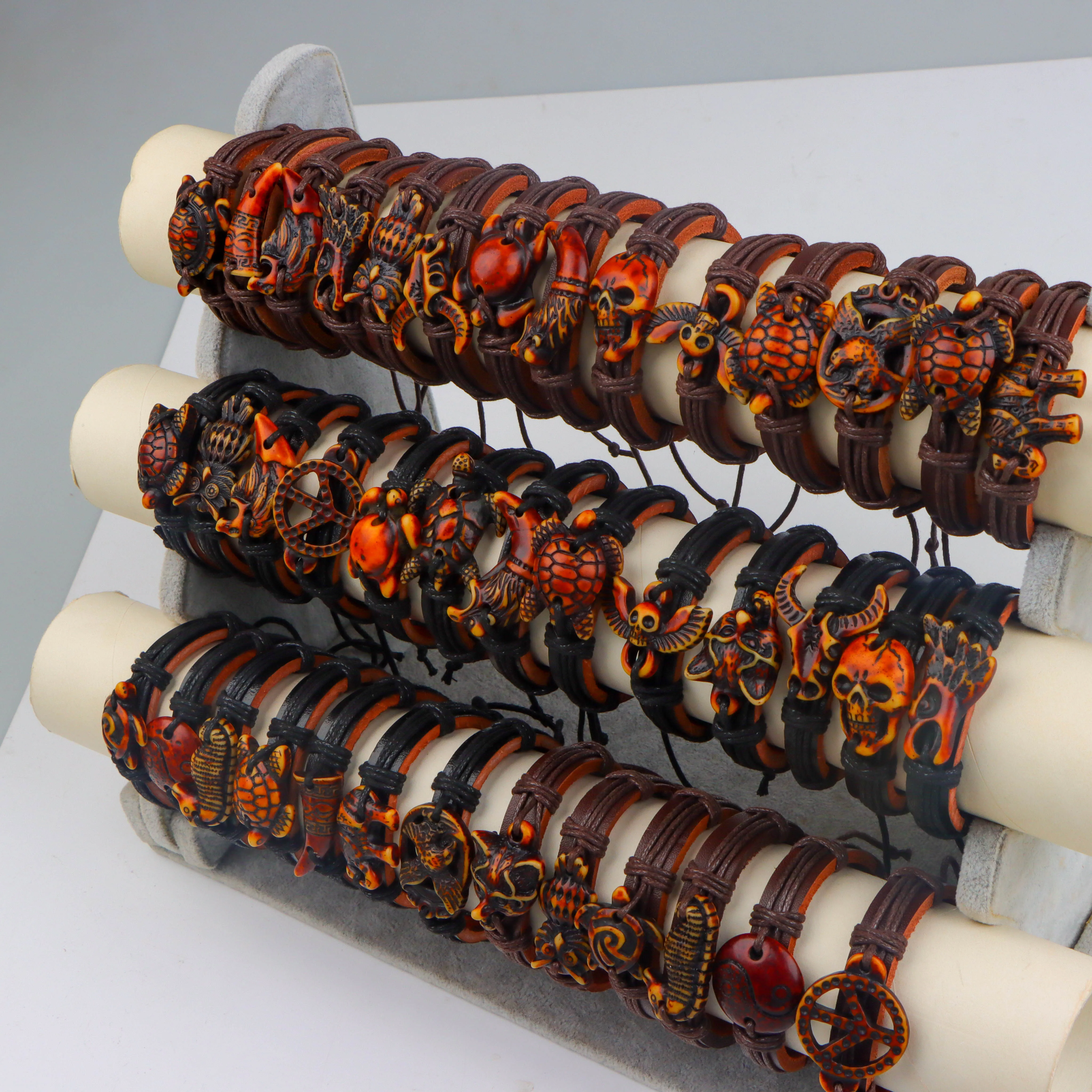 20Pcs/Lot Vintage Animal Adjustable Leather Bracelets Handmade Black/Brown Wristbands Men's Women's Jewelry Party Gift Mix Style image 2
