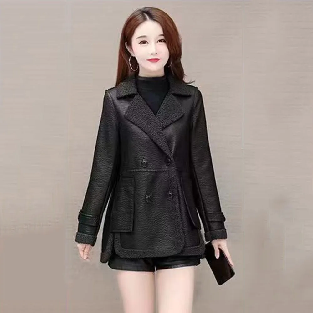 Leather Women Fleece New Haining Fur In Autumn And Winter Wear Loose Warm Leather Jacket Fashion Stitching Coat On Both Sides.