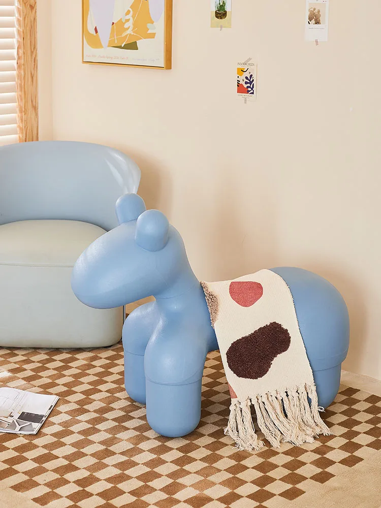 Nordic Cartoon krzesło dla dzieci kreatywny zwierząt stołek przedszkole Cashmere Pony śliczne niski stołek Home Decor zmiana butów stołek