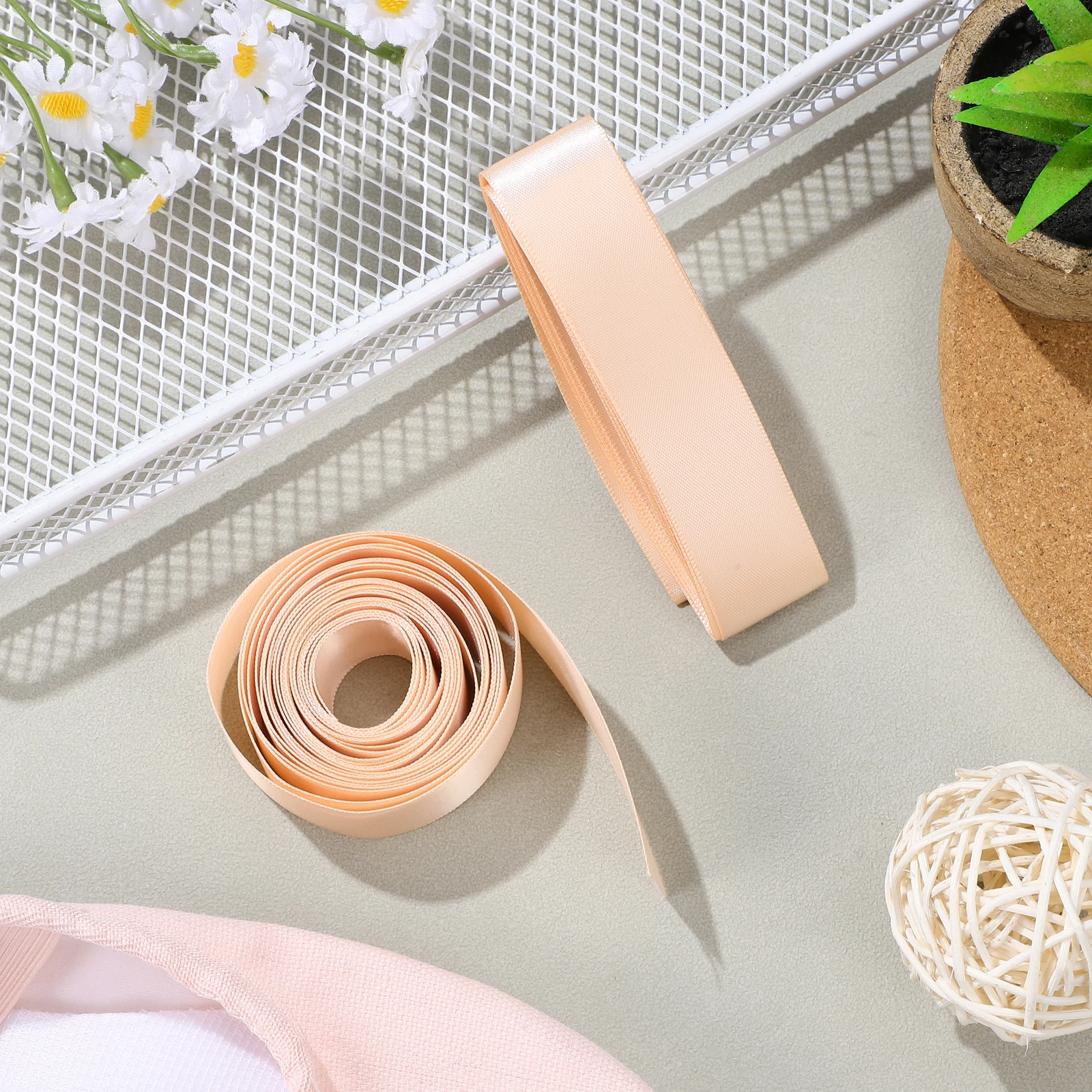 

2pcs Satin Pointe Ribbons for Ballet Dancing Girls Women Pink Ribbon Shoe Parts Easy to Sew Protect Feet Stage Performance Shoe