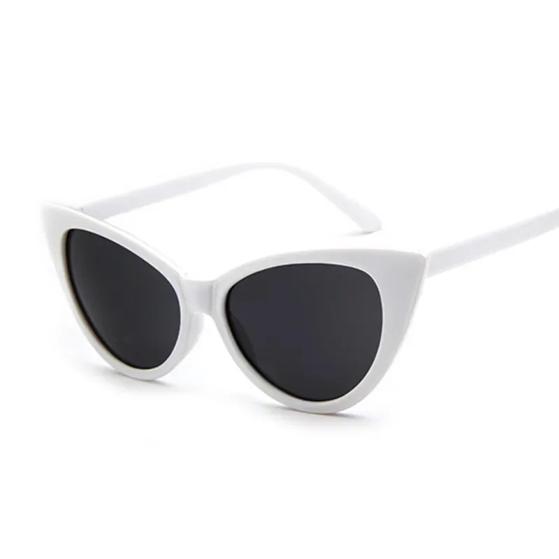 Retro Sexy Cat Eye Style Sunglasses Woman Classic Black White Ladies Sun Glasses Cateye Frame Gradient Oculos De Sol Feminino