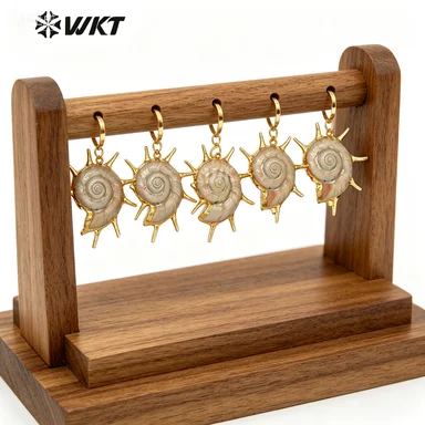 WT-JP134 Hotsale Sandbeach Style Trumpet Shell With 18k Gold Plated Pendants Accessory Crafts Jewelry Making