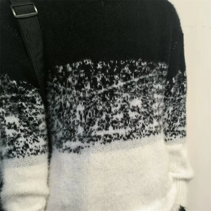 

Autumn Winter Gradient Color New Round Neck Sweater Men's Knitted Sweater For Teenagers Thick Mink Loose Warm Thread Clothing