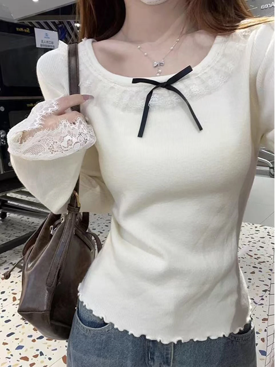 เสื้อไหมพรมแขนยาวทรงเข้ารูปสำหรับผู้หญิง ดีไซน์ผูกโบว์  ใส่เป็นเสื้อตัวในหรือเสื้อตัวนอกได้  รุ่นใหม่สำหรับฤดูหนาว