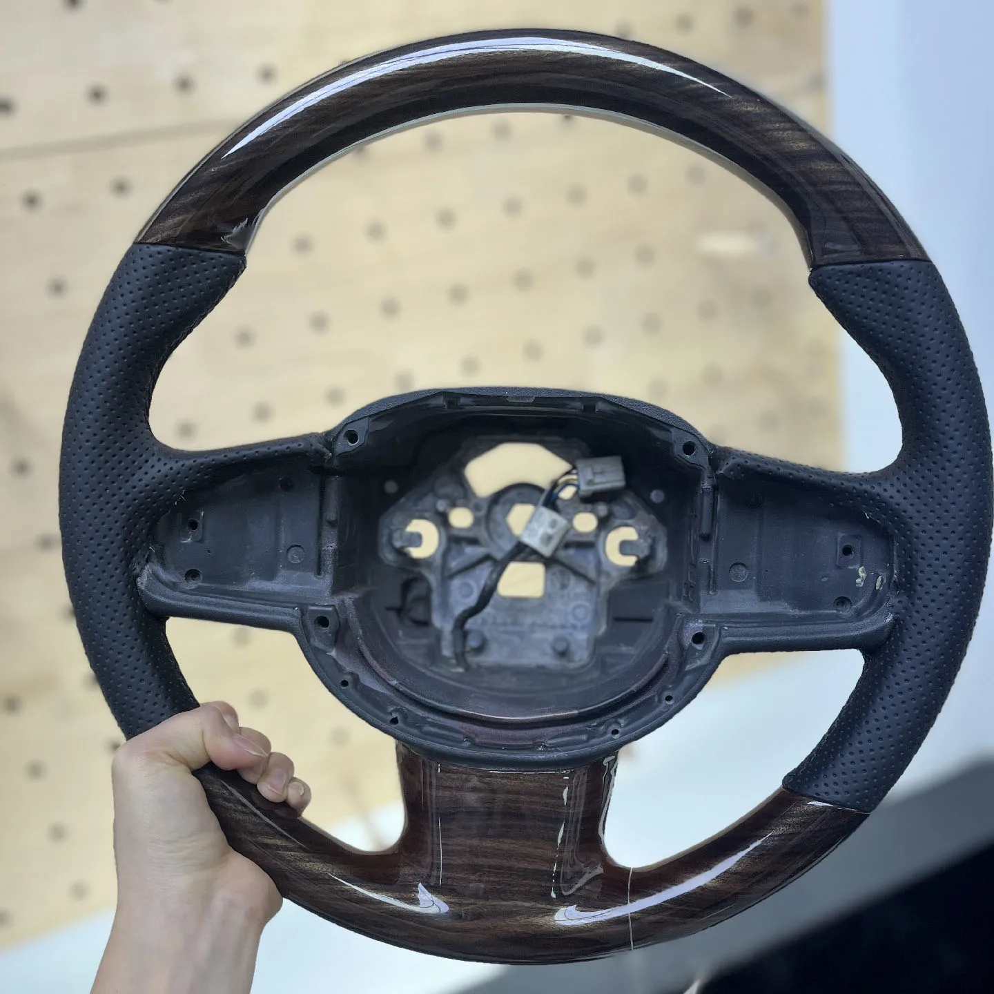 For Volvo XC90 S80 XC60 S90 V70 V50 S40 V60 XC70 V40 2017 2018 2019 2020 Wooden Leather Steering Wheel