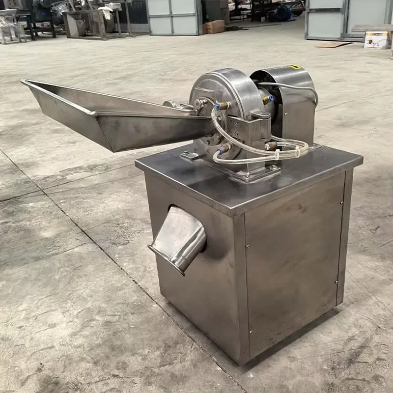 100KGH Grinder for Spice Powder Turmeric Powder Tea Powder Grinding Machine High Capacity Industrial Milling Equipment