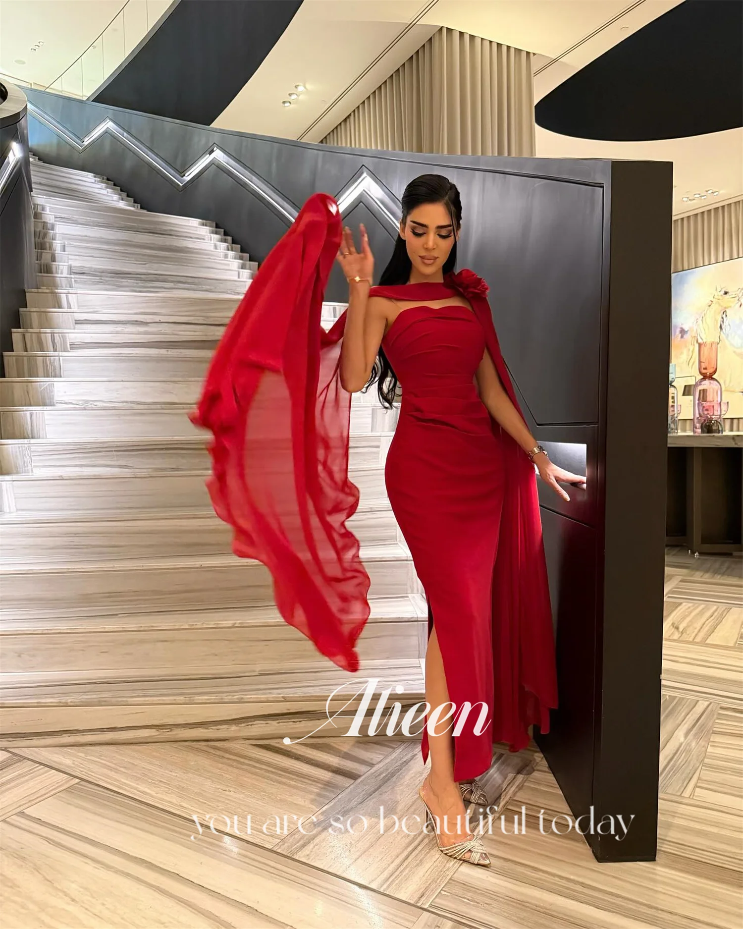 Aileen Lange Ballkleider Luxus-Abendkleider 2023 فسات Cosa 1926 – Maßgeschneidertes rotes Damen-Abschlussballkleid, Vestidos De Noche, Schal, Party