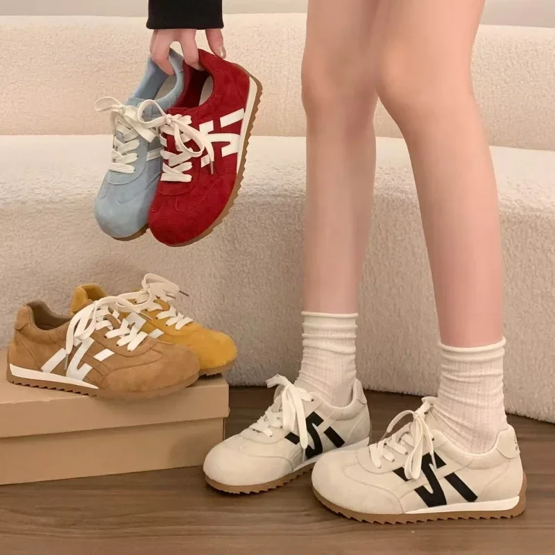 Casual Skate Shoes Comfort Walking Girls Retro Suede Sneakers Minimalist Lace Up Flat Trainers Classic Footwear Outdoor