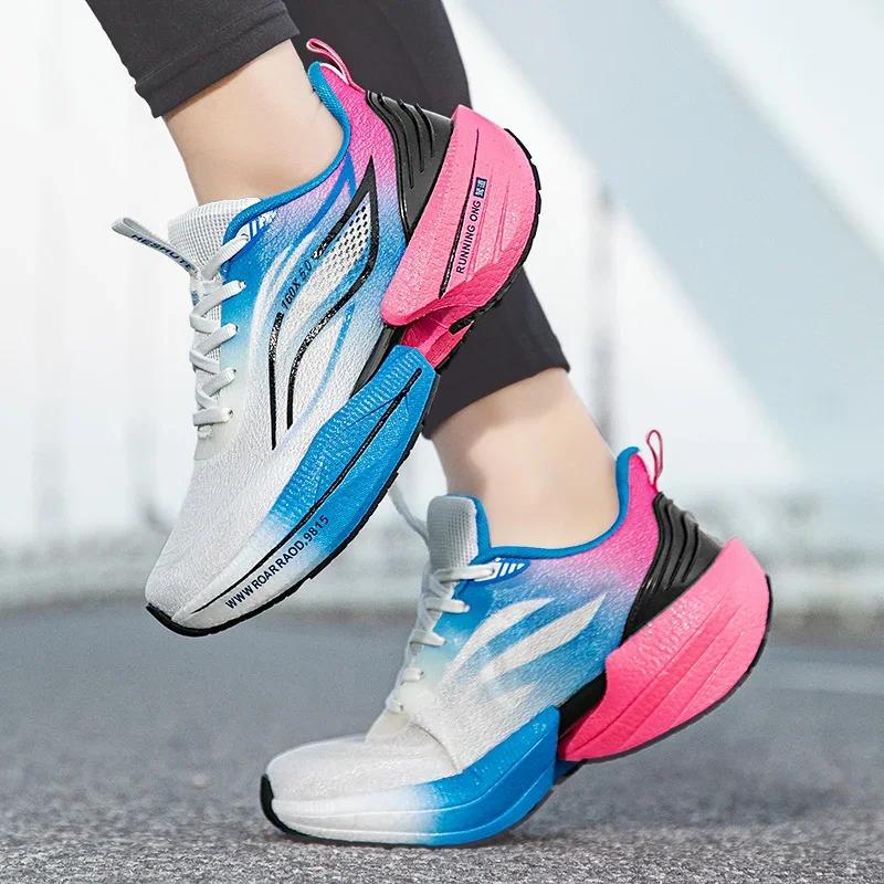 

Men's Running Shoes with Multi-color Soft Soles Air Cushioning Shock Absorption Rebound Mesh Surface Breathable Lace-up Shoes